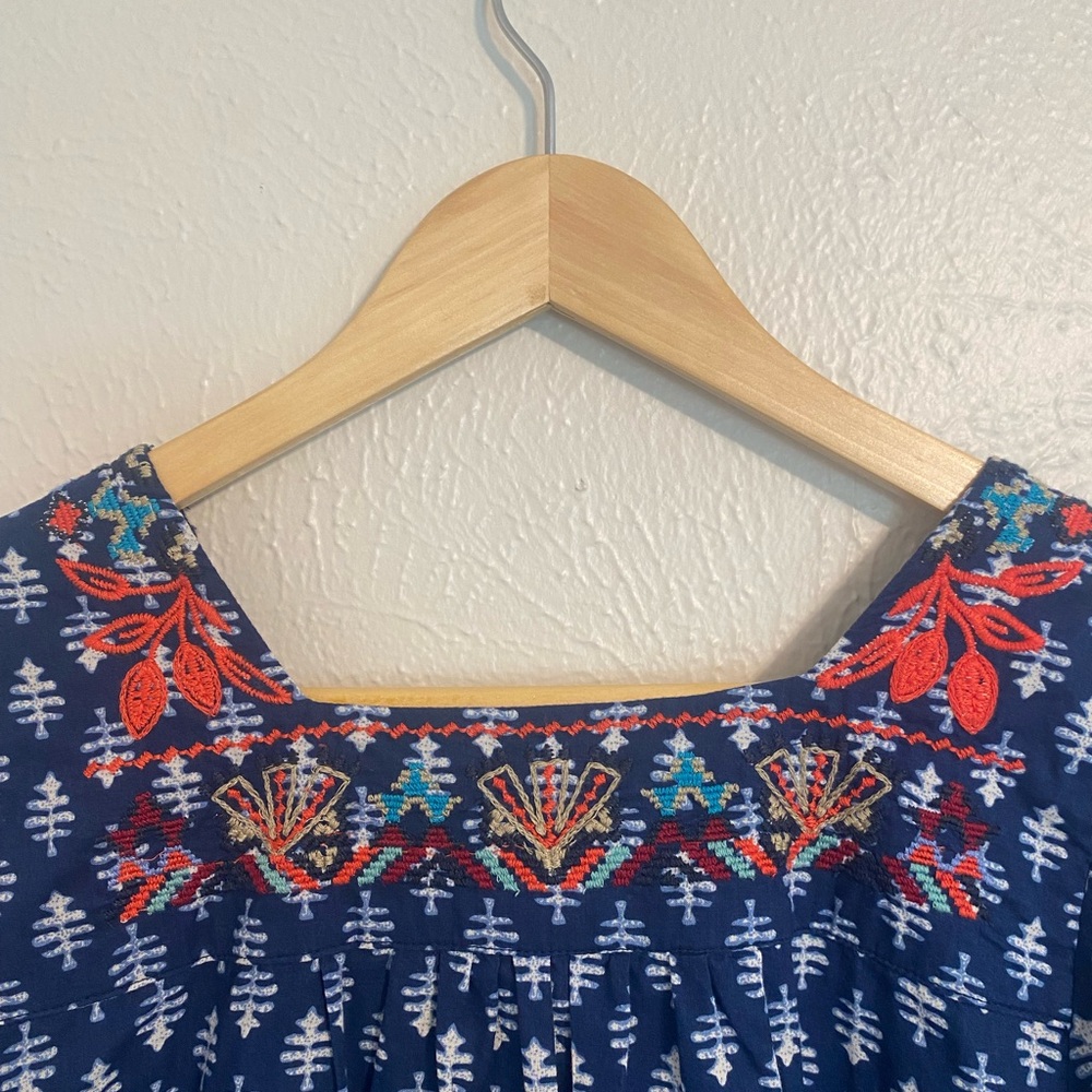 100%Cotton Flutter Sleeve Embroidered Blue Blouse - Picture 6 of 8